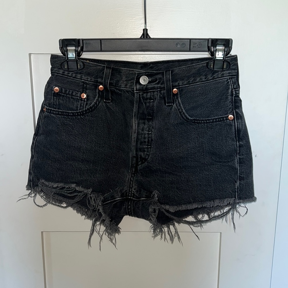 Black levi jean shorts
